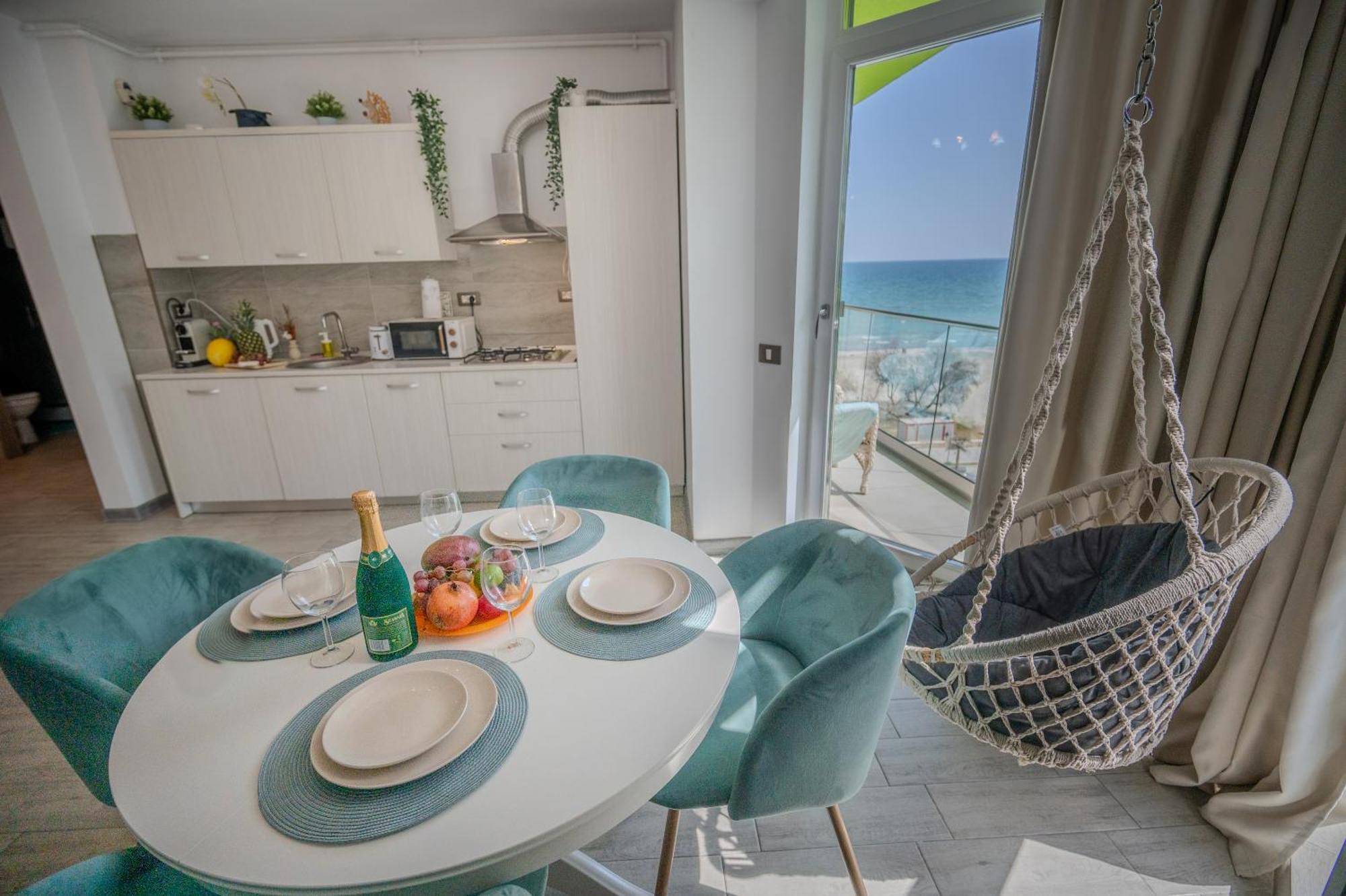 Sara Blu Apartment Spa And Pool Beach Resort Mamaia Luaran gambar
